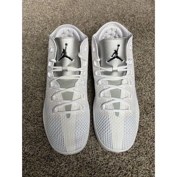 Nike Air Jordan Reveal Metallic Silver Size 15 Men's - Picture 7 of 8